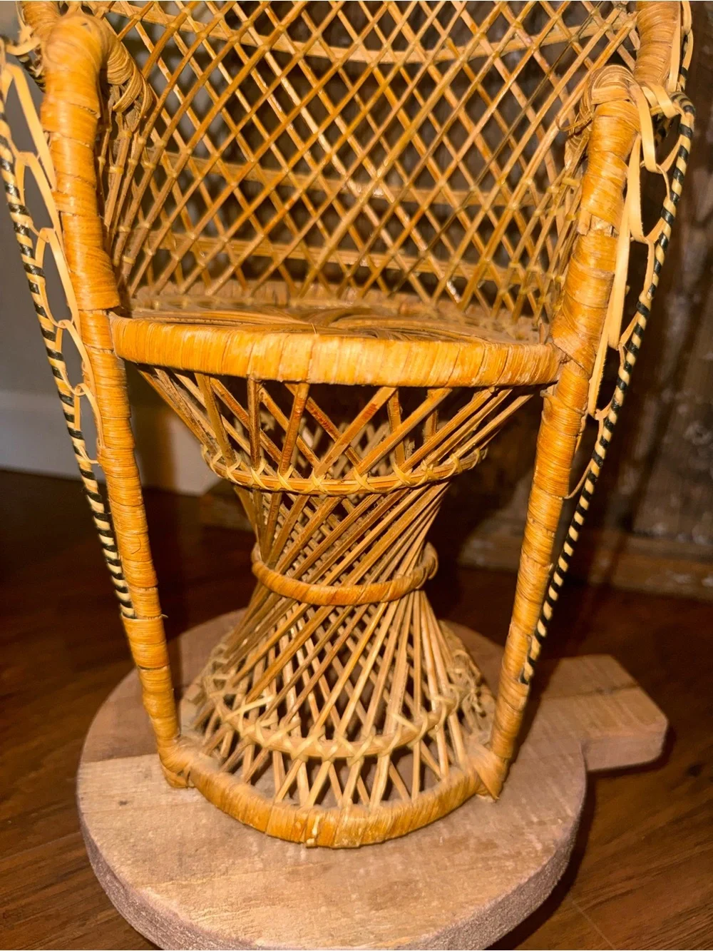 Vtg Peacock Fan Back Rattan Chair 13.5” Plant Stand Wicker Boho
